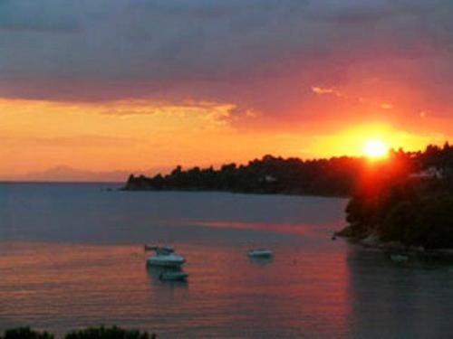 Kolios Beach Seaview Studios Exterior photo
